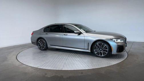 2020 BMW 750 i xDrive