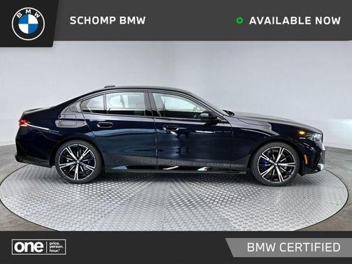 Carbon Black Metallic 2024 BMW 530 i xDrive