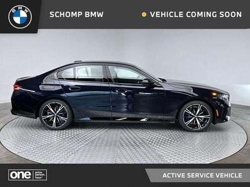 Carbon Black Metallic 2024 BMW 530 i xDrive