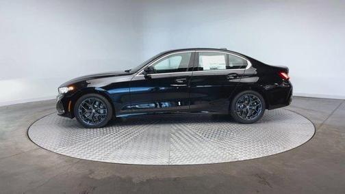 2025 BMW 330 i xDrive