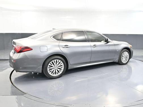 2015 INFINITI Q70L 3.7X