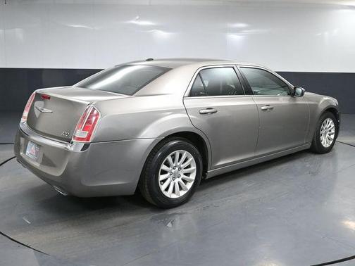 2014 Chrysler 300 S