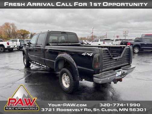 2004 Ford F-350 XL Crew Cab