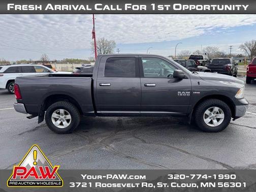 2017 RAM 1500 SLT