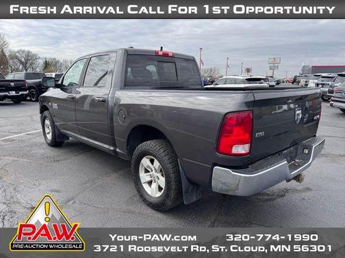 2017 RAM 1500 SLT
