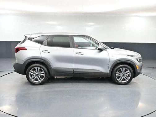 2021 Kia Seltos LX