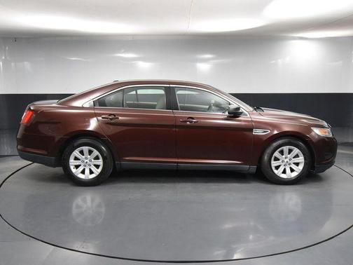 2012 Ford Taurus SE