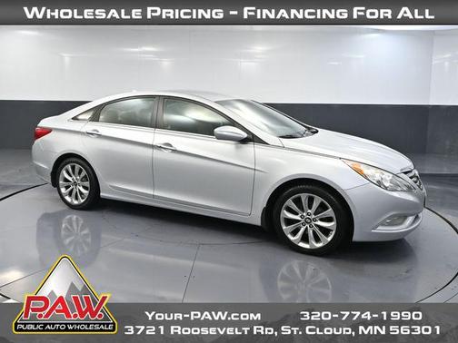 2013 Hyundai SONATA SE