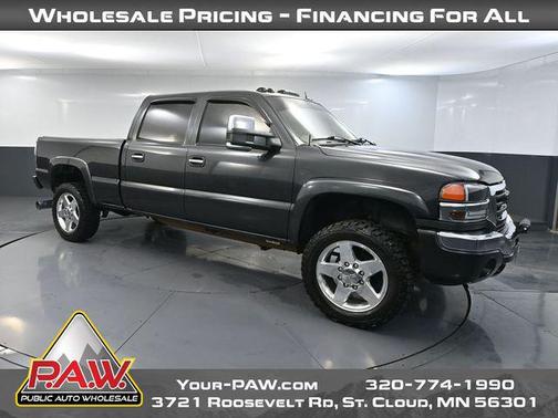 2004 GMC Sierra 2500 SLT H/D Crew Cab