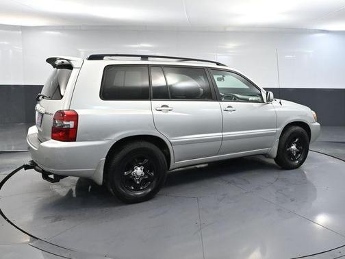 Millennium Silver Metallic 2007 Toyota Highlander Base