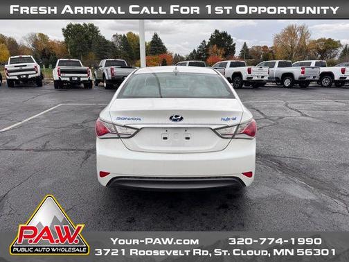 2012 Hyundai SONATA Hybrid Base