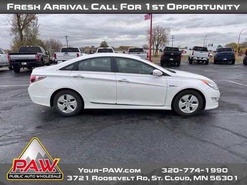 2012 Hyundai SONATA Hybrid Base