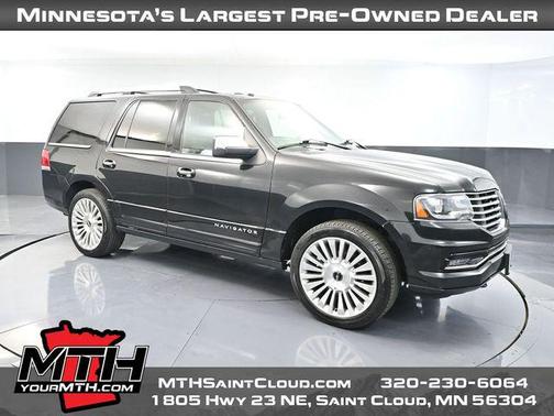2015 Lincoln Navigator Base