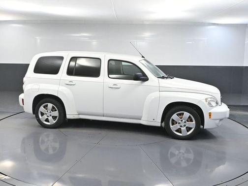 Summit White 2009 Chevrolet HHR LS