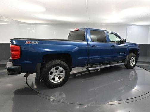 Deep Ocean Blue Metallic 2017 Chevrolet Silverado 1500 2LT