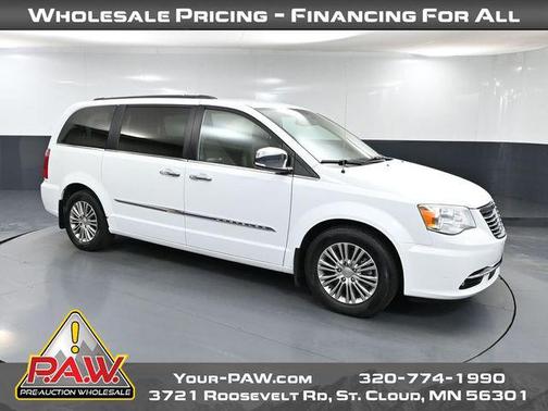 2014 Chrysler Town & Country Touring-L