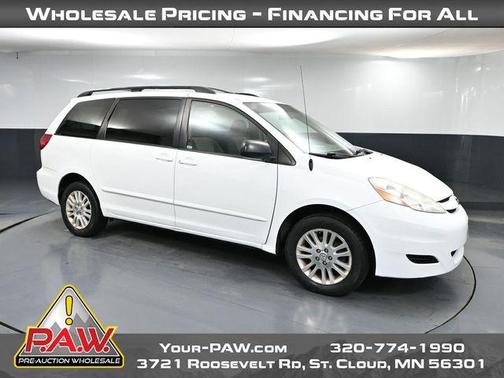 2010 Toyota Sienna LE