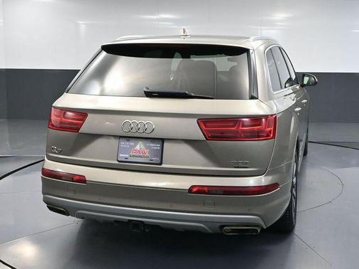 2017 Audi Q7 3.0T Premium