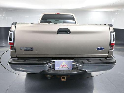 2004 Ford F-350 XL Crew Cab