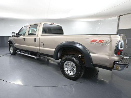2004 Ford F-350 XLT Crew Cab Super Duty