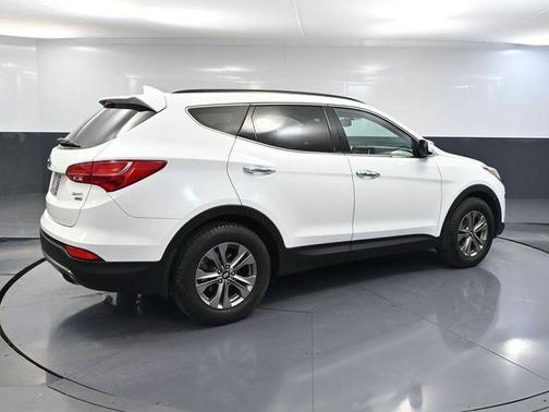 Frost White Pearl 2016 Hyundai Santa Fe Sport 2.4L