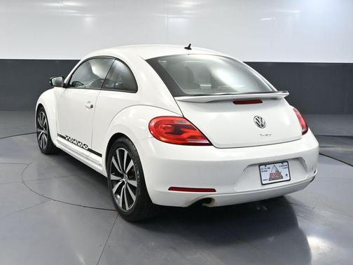 Candy White 2012 Volkswagen Beetle 2.0T Turbo Launch Edition