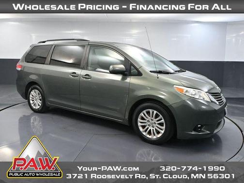 2014 Toyota Sienna XLE