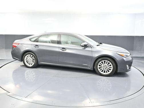 2013 Toyota Avalon Hybrid XLE Premium