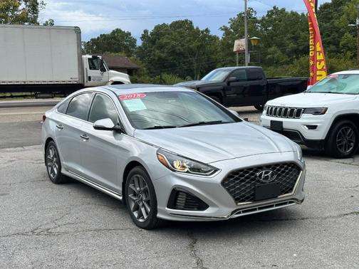 2018 Hyundai SONATA Sport 2.0T