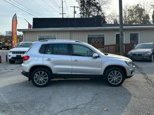 2016 Volkswagen Tiguan SE