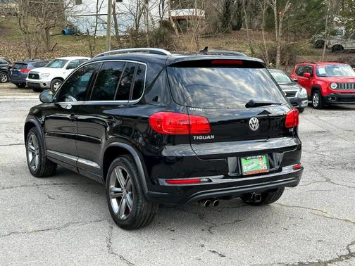 2017 Volkswagen Tiguan 2.0T Sport