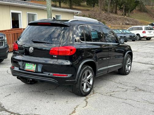 2017 Volkswagen Tiguan 2.0T Sport
