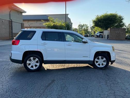 White 2016 GMC Terrain SLE-1