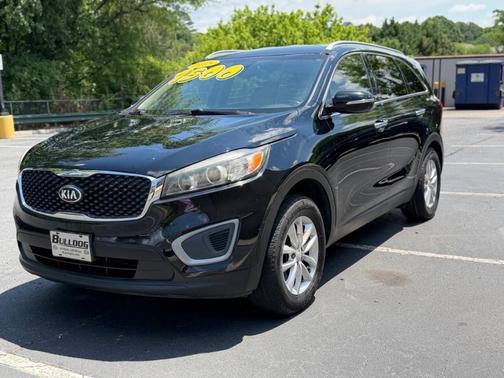 Black 2016 Kia Sorento LX