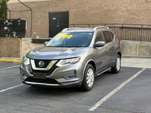 Gun Metallic 2020 Nissan Rogue SV