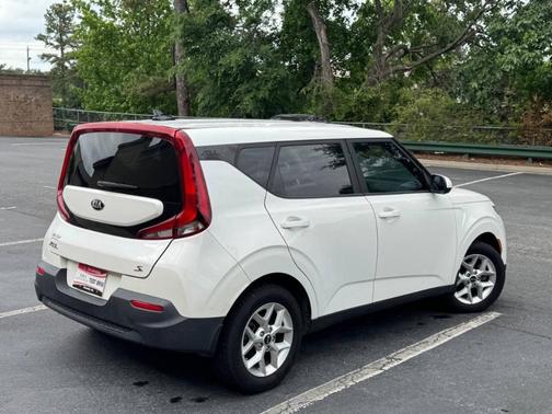 White 2020 Kia Soul S