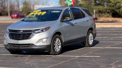 Silver Ice Metallic 2019 Chevrolet Equinox 1LT