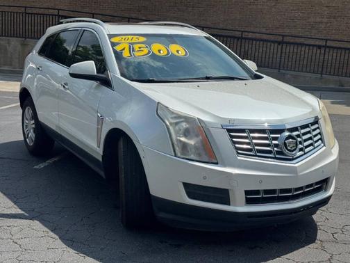 White 2015 Cadillac SRX Luxury Collection