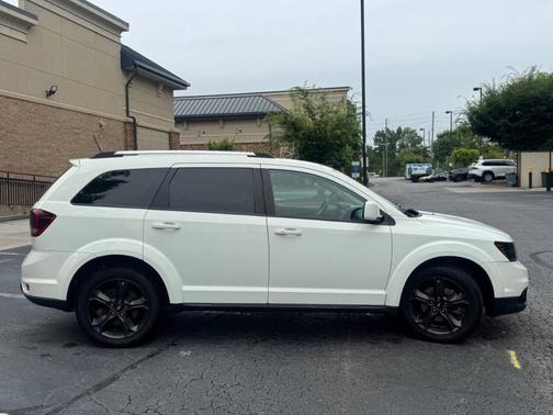 White 2020 Dodge Journey Crossroad