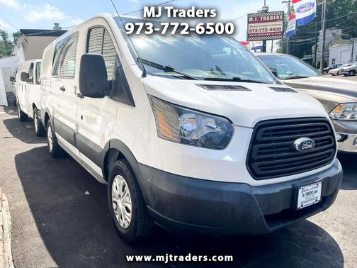 Photo 1 of 24 of 2016 Ford Transit-150 Base