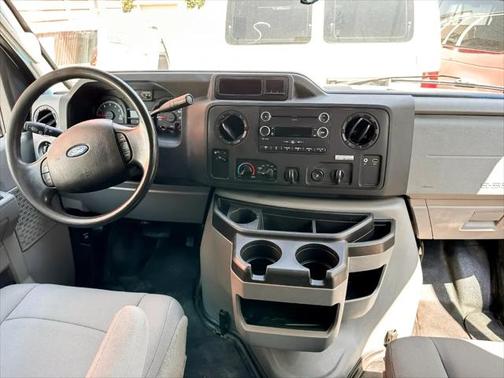 2014 Ford E250 Cargo