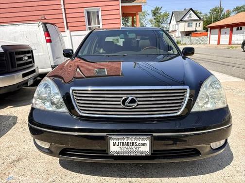 2001 Lexus LS 430 Base