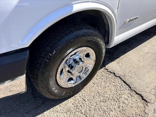 2008 Chevrolet Express 3500 LS Extended Wagon