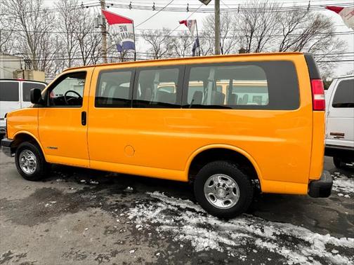 2006 Chevrolet Express 2500 Base