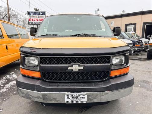 2006 Chevrolet Express 2500 Base