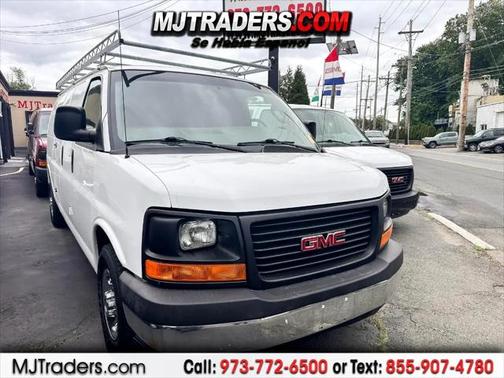 2017 GMC Savana 3500 G3500 Cargo Ext