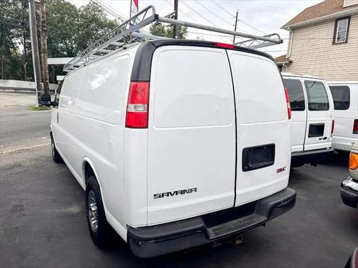2017 GMC Savana 3500 G3500 Cargo Ext