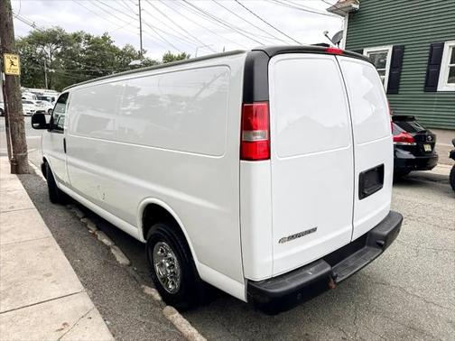 2017 Chevrolet Express 3500 3500 Cargo Extended