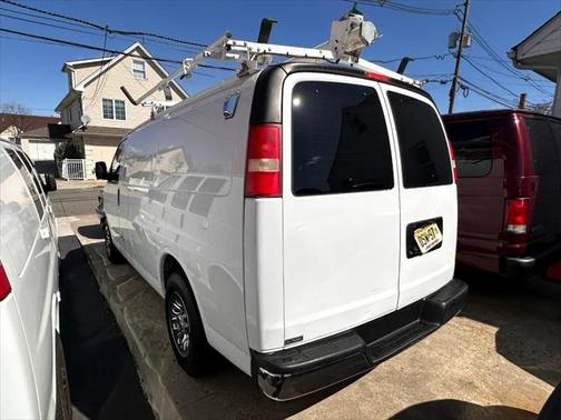 2013 Chevrolet Express 1500 1500 Cargo