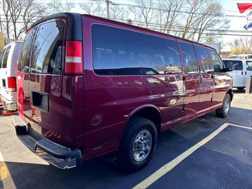 2008 Chevrolet Express 3500 LS Extended Wagon